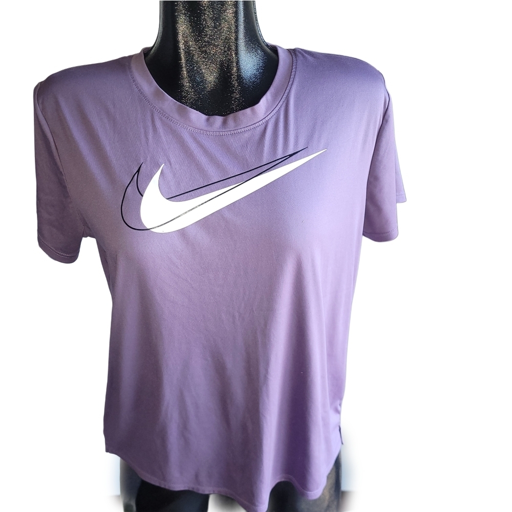 Nike Women's Light Purple Logo Front T-Shirt Size L